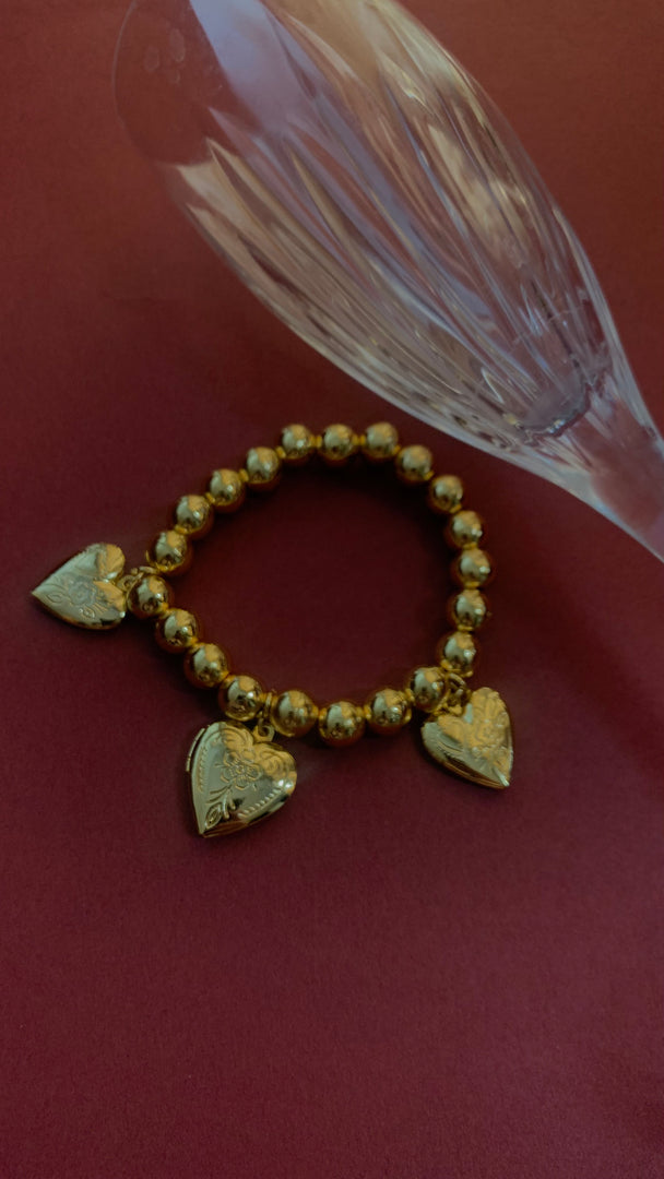 Engraved Hearts bracelet
