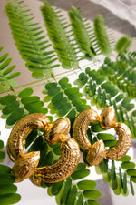 Load image into Gallery viewer, Nut Cracker Studs