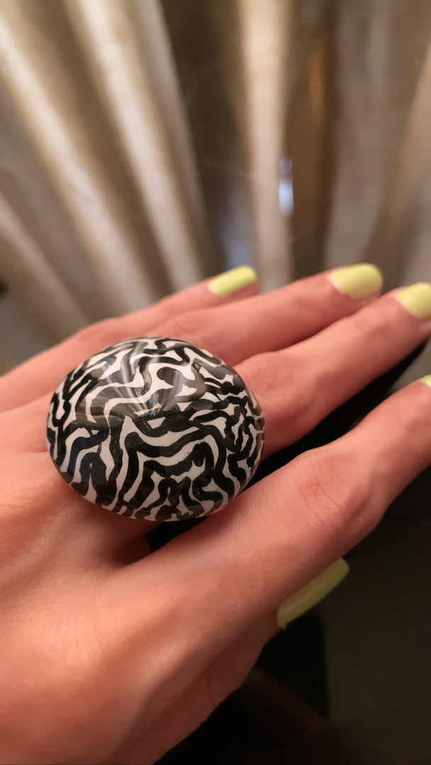 Zebra Ring