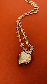 Load image into Gallery viewer, Pure Love Necklace