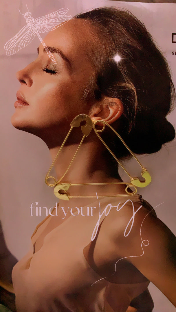Pin It Up Triangle Ear Rings